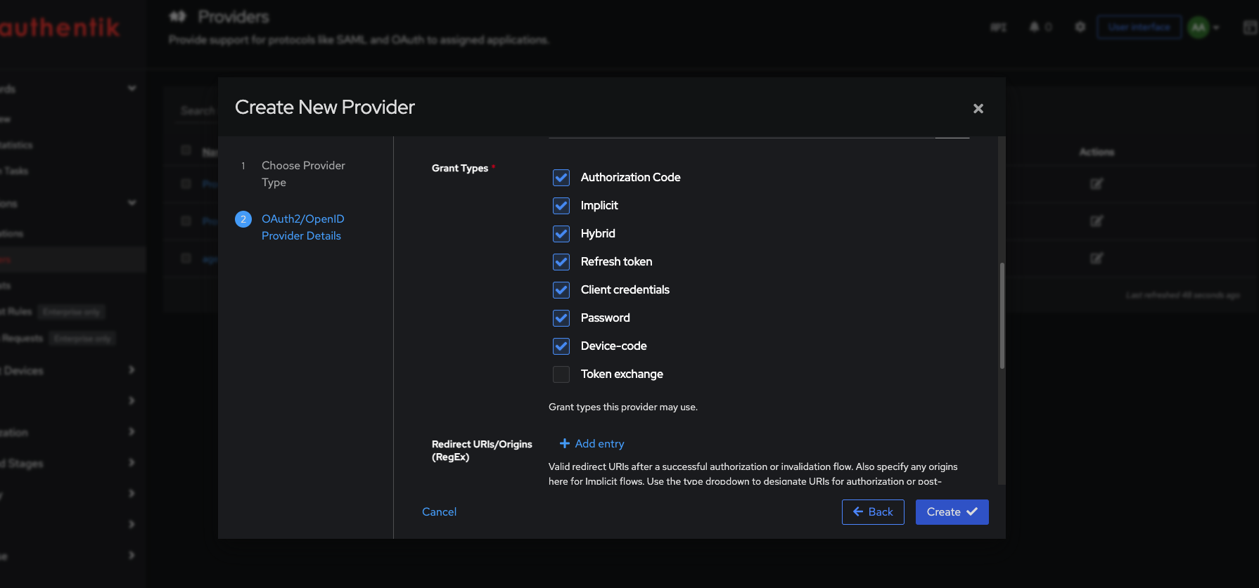 El campo Grant Types en un proveedor nuevo de authentik con siete de ocho casillas marcadas: Authorization Code, Implicit, Hybrid, Refresh token, Client credentials, Password y Device-code, con solo Token exchange sin marcar