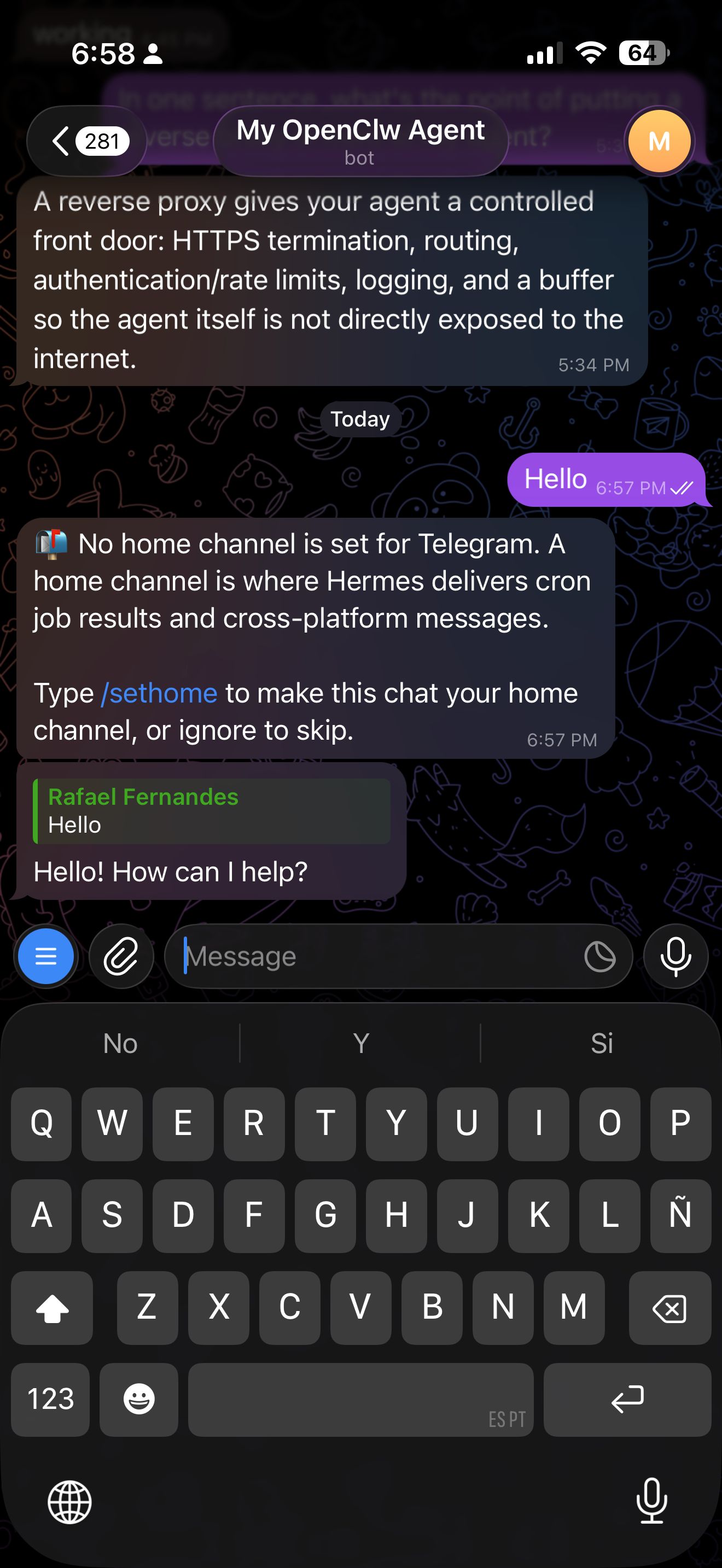 Chat de Telegram mostrando al bot respondiendo "¡Hola! ¿Cómo puedo ayudar?" a través de Hermes