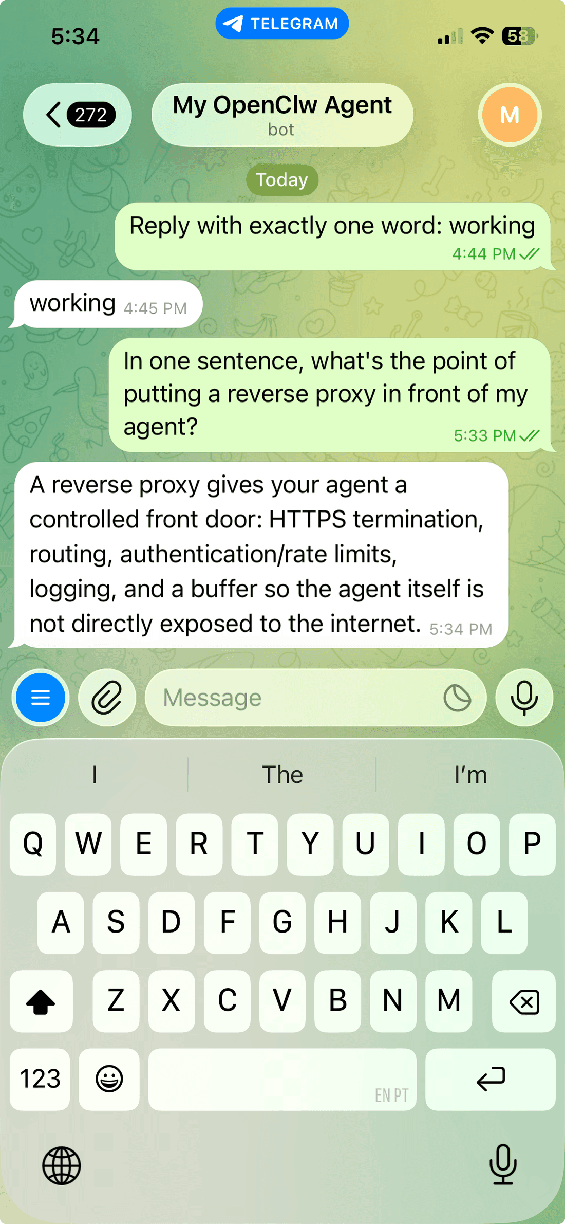 El agente respondiendo de manera conversacional a través de Telegram